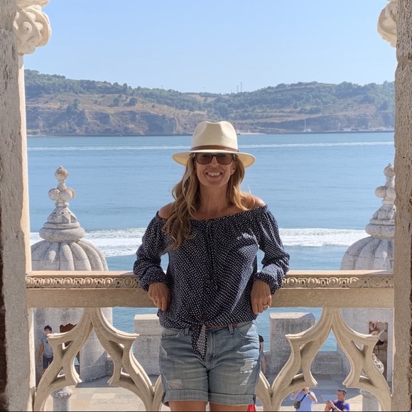 Meet your Posher, Dina - Picture 1 of 1